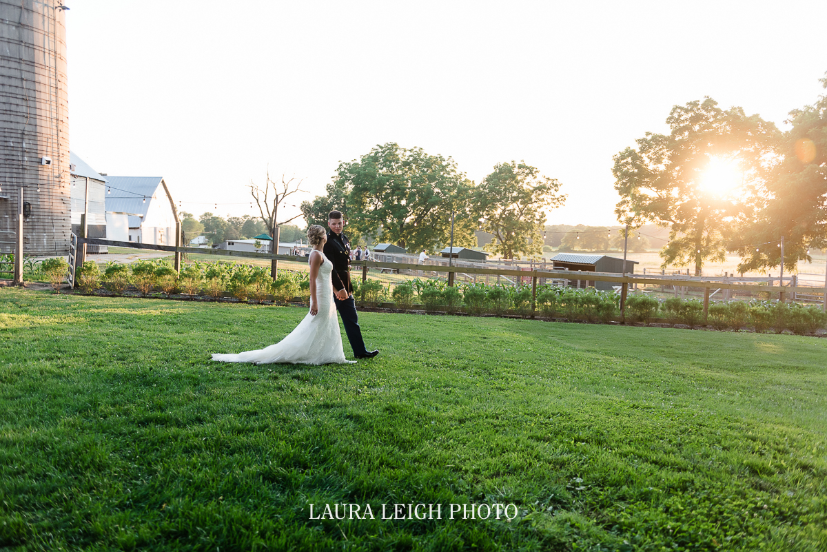 johnsons locust hall farm wedding photos-64